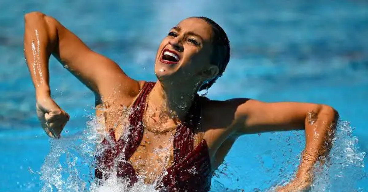 Buffalo's Resilient Synchronized Swimmer Anita Alvarez Enlists in U.S. Air Force Post-Trauma Triumph
