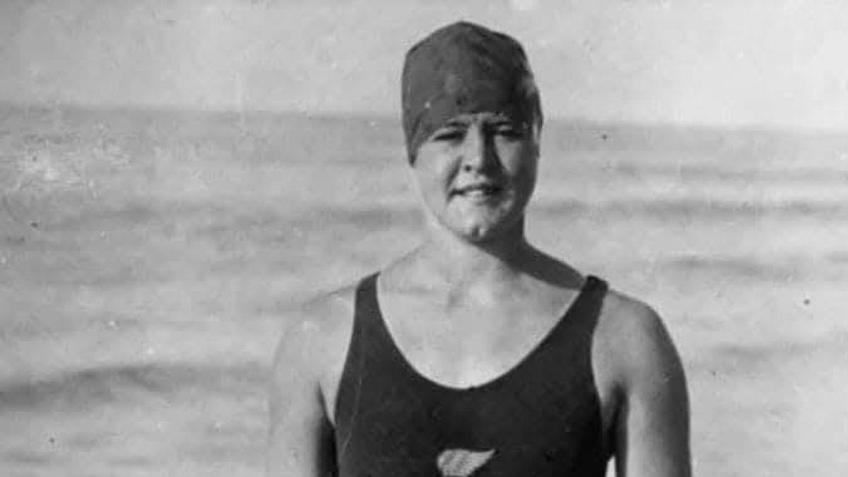 Gertrude Ederle's Historic Triumph Over Doubt and Gender Barriers