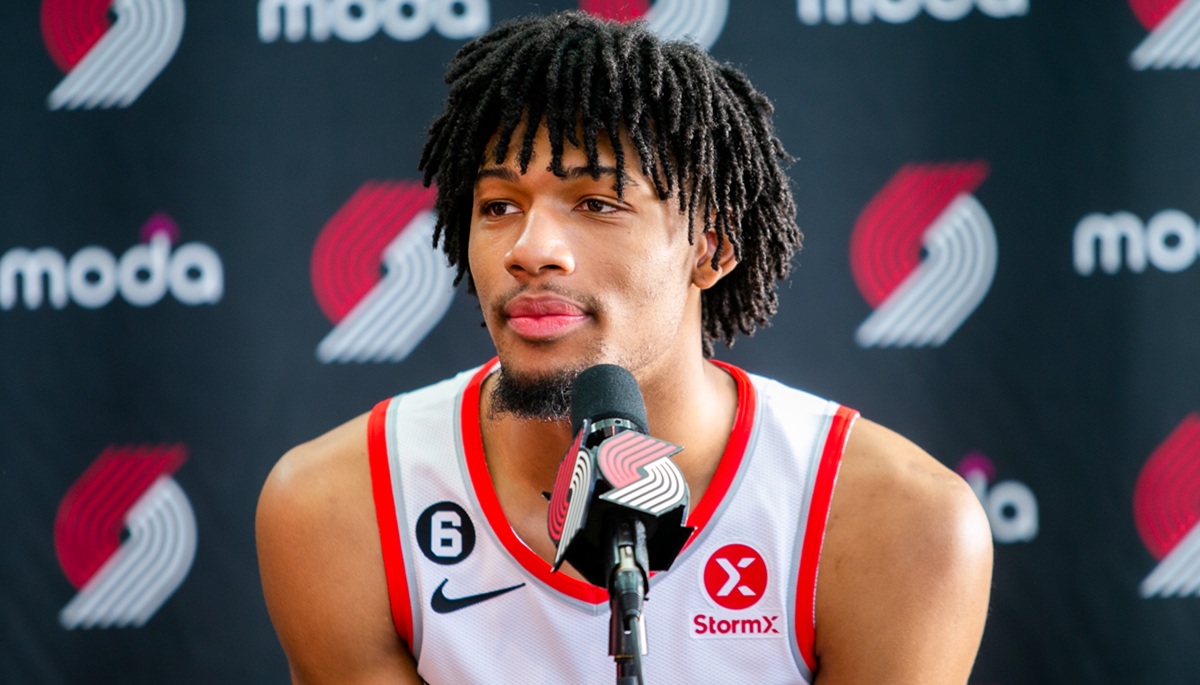 Portland Trail Blazers Star Shaedon Sharpe's Family Plays Pivotal Role in His Basketball Journey