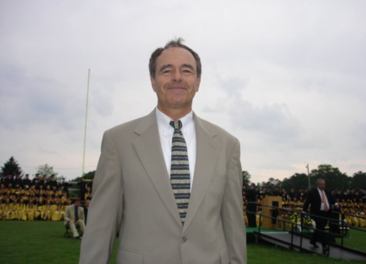 Honoring a Legend: Thomas W. Serpico's Enduring Legacy in New Jersey Basketball
