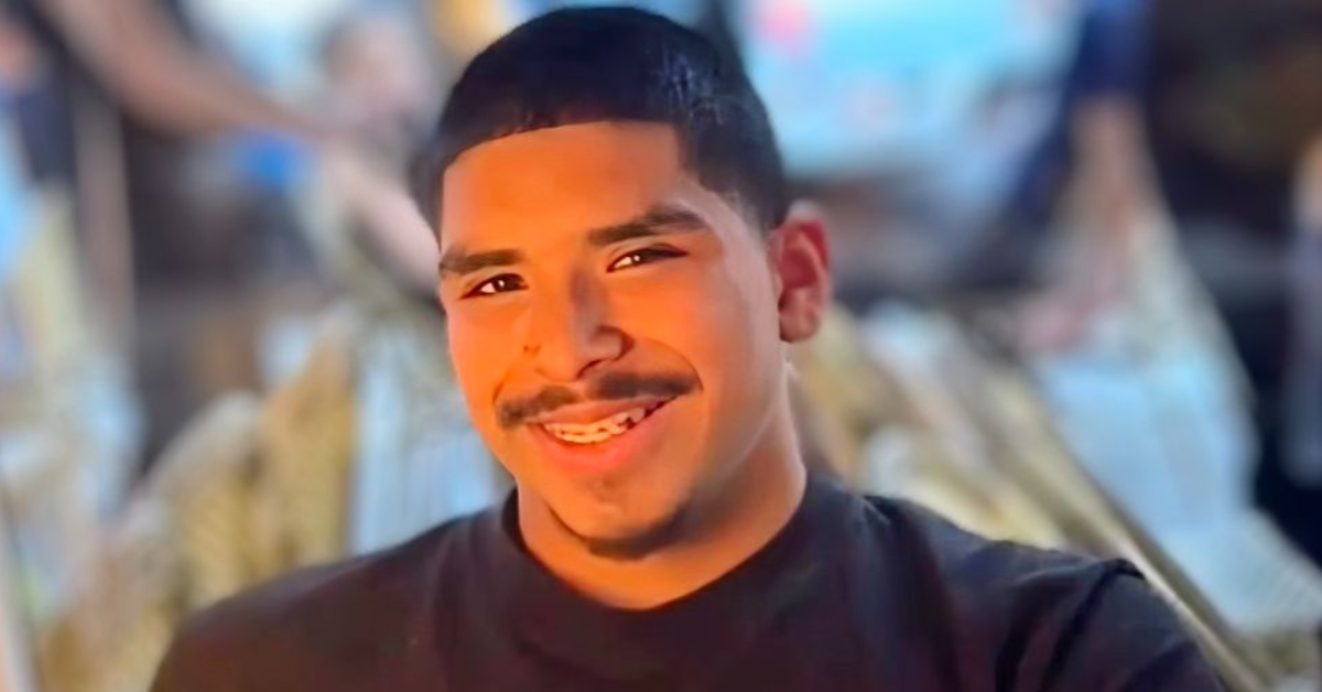 Dixon High School Football Team Mourns Teenager's Suicide